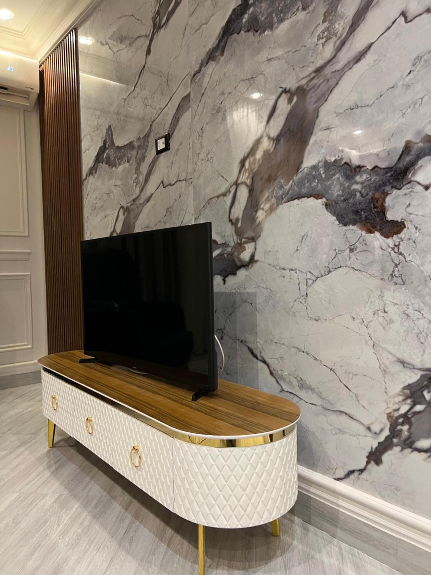 New Luxury - New * Kahire